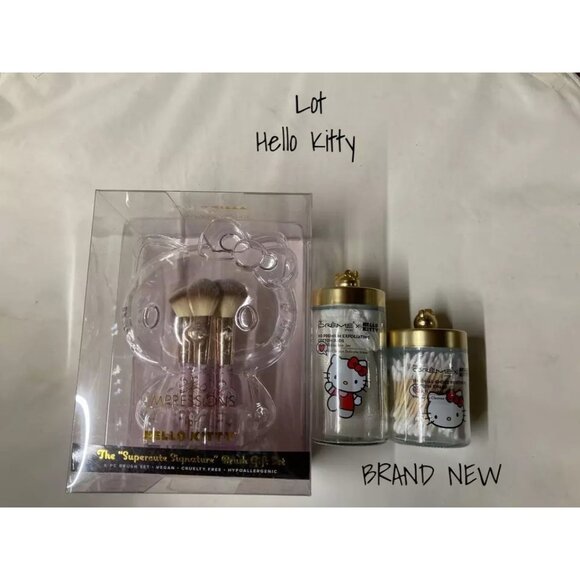 Hello Kitty Signature Brush Gift Set - Limited Edition by The Crème Shop New - Picture 1 of 4